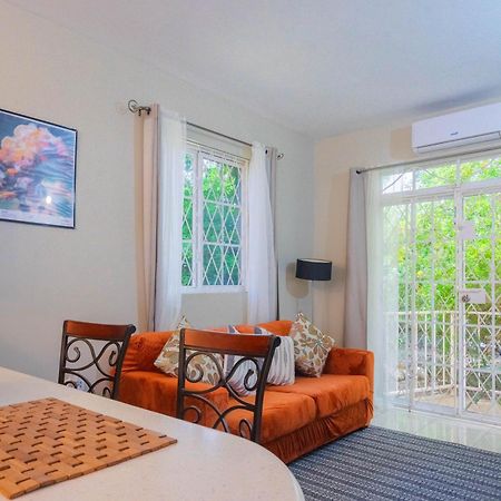Musgrave Annex- Comfy 1 Bedroom Apartment On The Ground Floor Kingston Dış mekan fotoğraf
