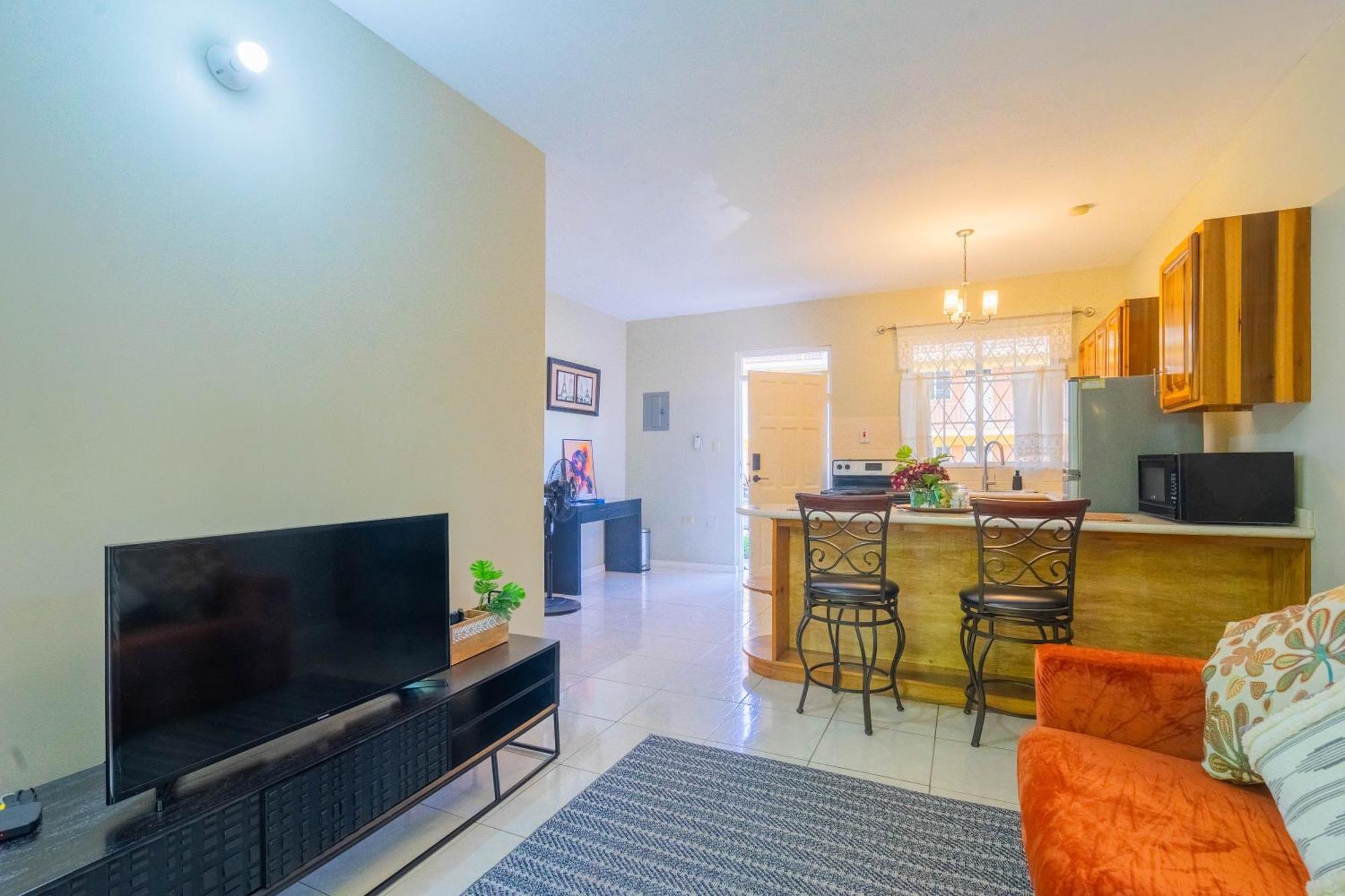 Musgrave Annex- Comfy 1 Bedroom Apartment On The Ground Floor Kingston Dış mekan fotoğraf