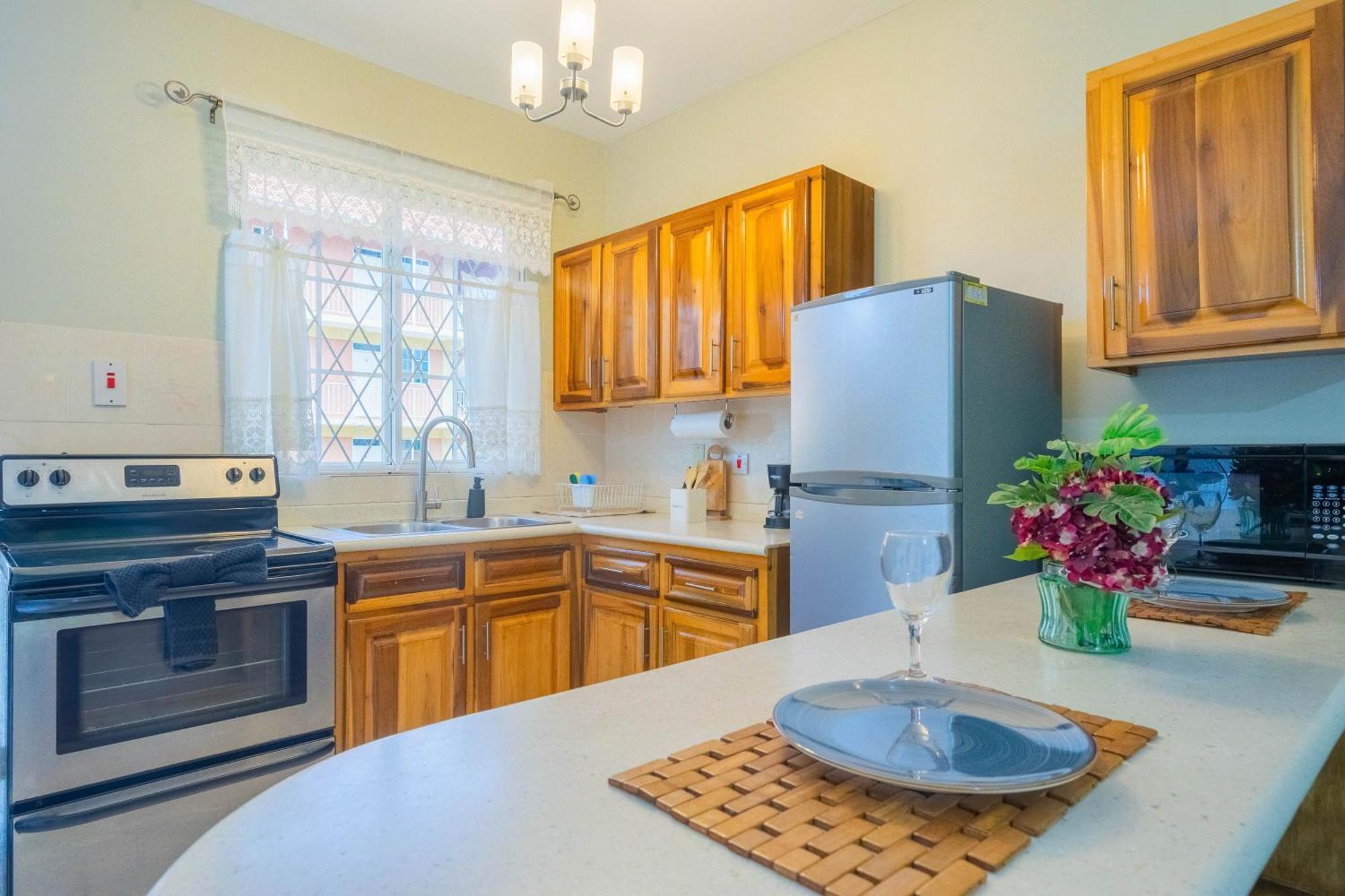 Musgrave Annex- Comfy 1 Bedroom Apartment On The Ground Floor Kingston Dış mekan fotoğraf